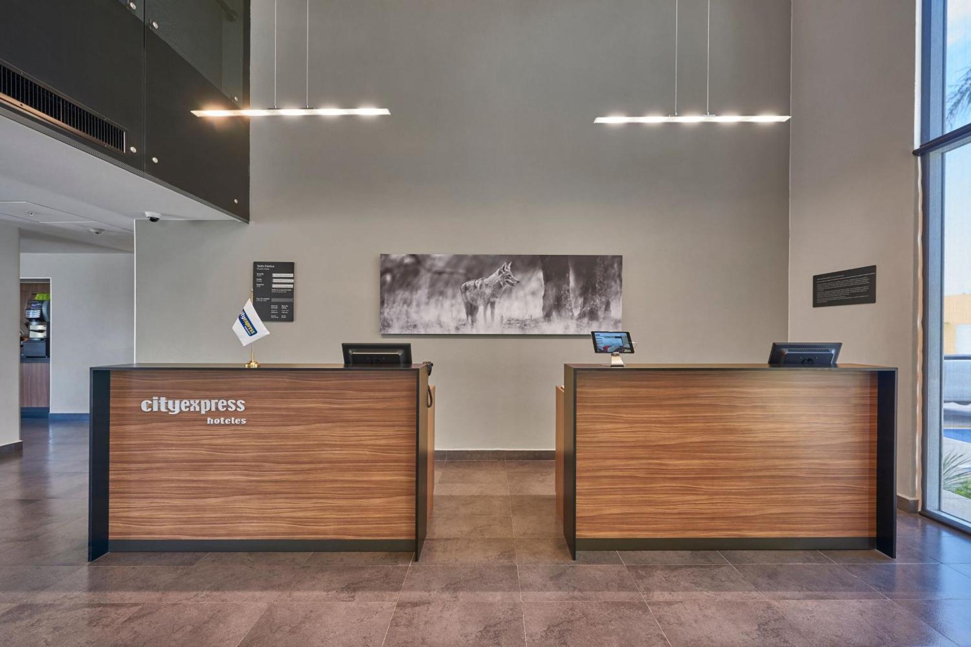 City Express By Marriott Hermosillo Expo Exterior photo